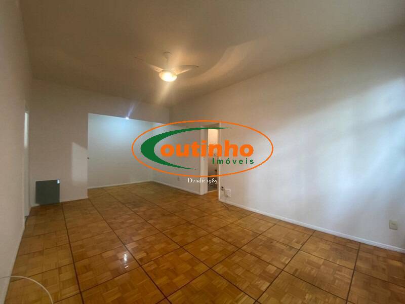 Apartamento à venda com 3 quartos, 103m² - Foto 4