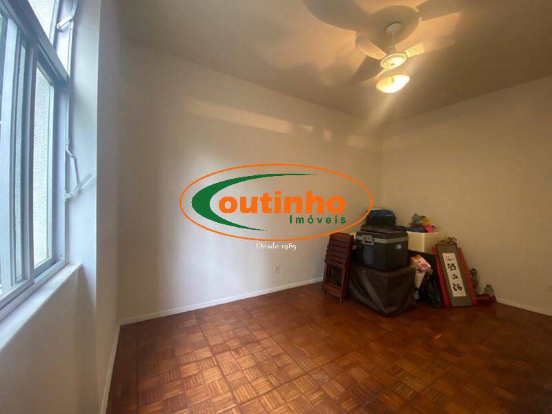 Apartamento à venda com 3 quartos, 103m² - Foto 11