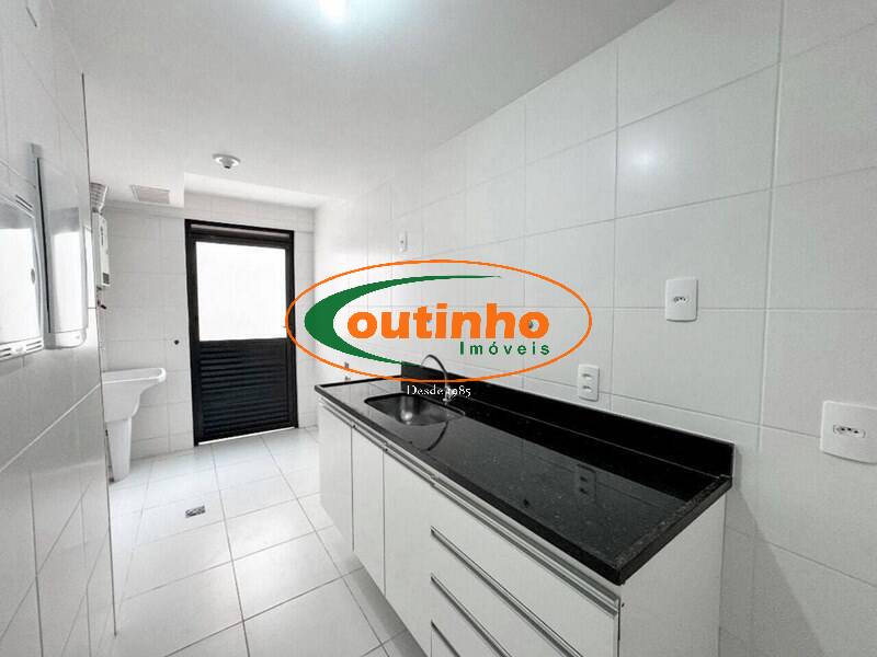 Apartamento à venda com 2 quartos, 80m² - Foto 19