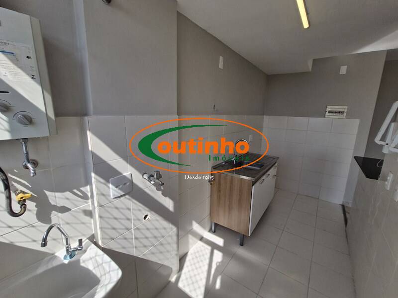 Apartamento à venda com 2 quartos, 47m² - Foto 23
