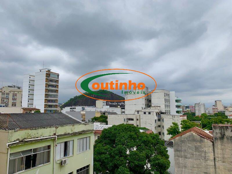 Apartamento à venda com 3 quartos, 140m² - Foto 6