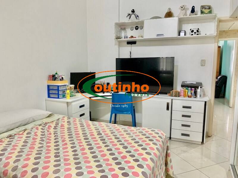 Apartamento à venda com 3 quartos, 140m² - Foto 17