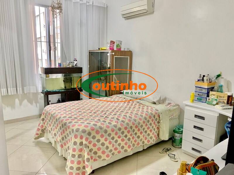 Apartamento à venda com 3 quartos, 140m² - Foto 18