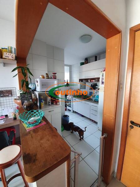 Apartamento à venda com 2 quartos, 60m² - Foto 16