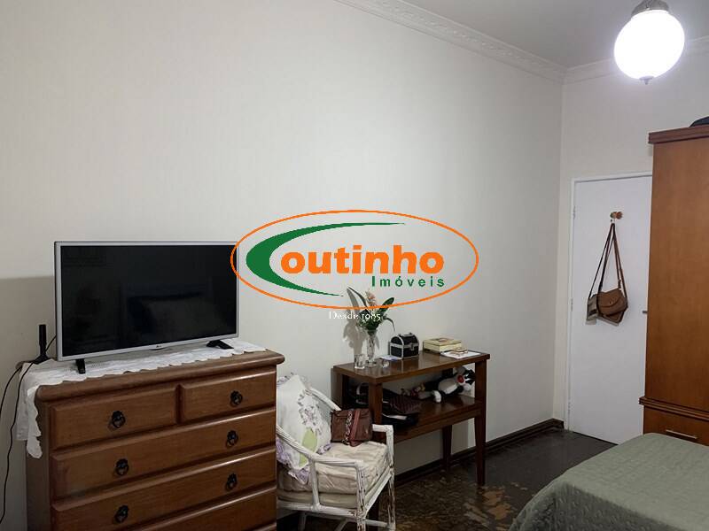 Apartamento à venda com 4 quartos, 130m² - Foto 13