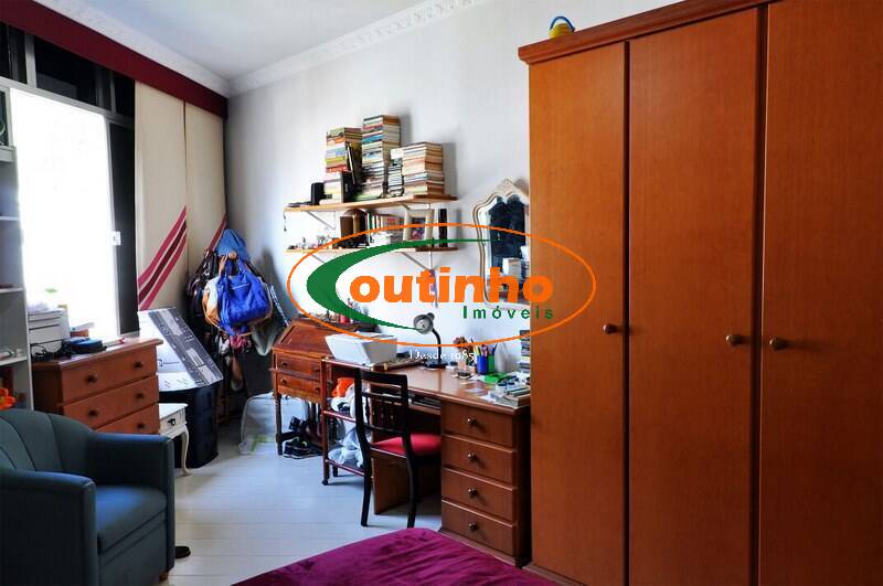 Apartamento à venda com 3 quartos, 130m² - Foto 15