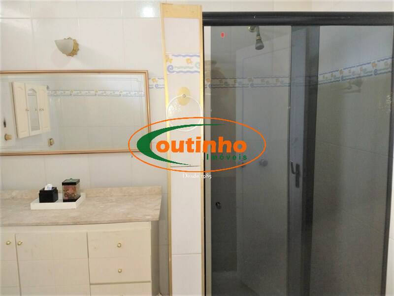 Casa à venda com 4 quartos, 276m² - Foto 33