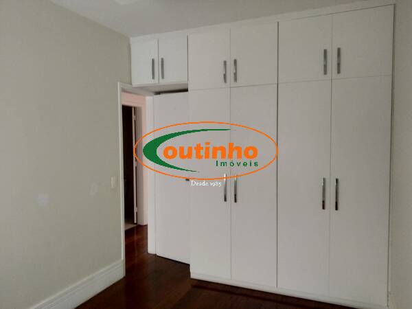 Apartamento à venda com 3 quartos, 134m² - Foto 12