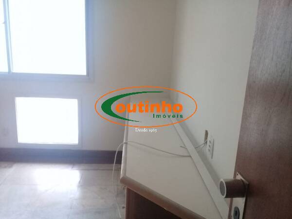 Apartamento à venda com 3 quartos, 129m² - Foto 12