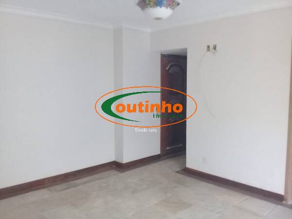 Apartamento à venda com 3 quartos, 129m² - Foto 4