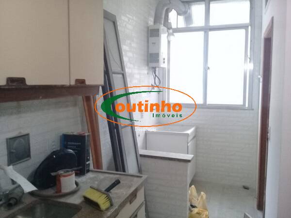 Apartamento à venda com 3 quartos, 129m² - Foto 17