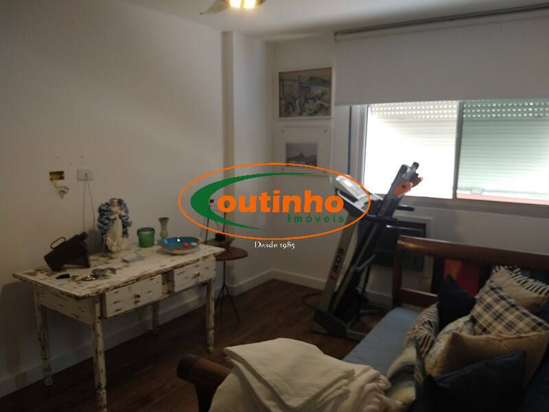 Apartamento à venda com 4 quartos, 155m² - Foto 33