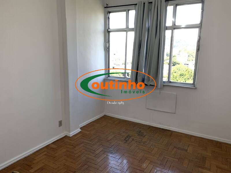 Apartamento à venda com 2 quartos, 57m² - Foto 10