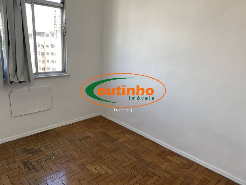 Apartamento à venda com 2 quartos, 57m² - Foto 11