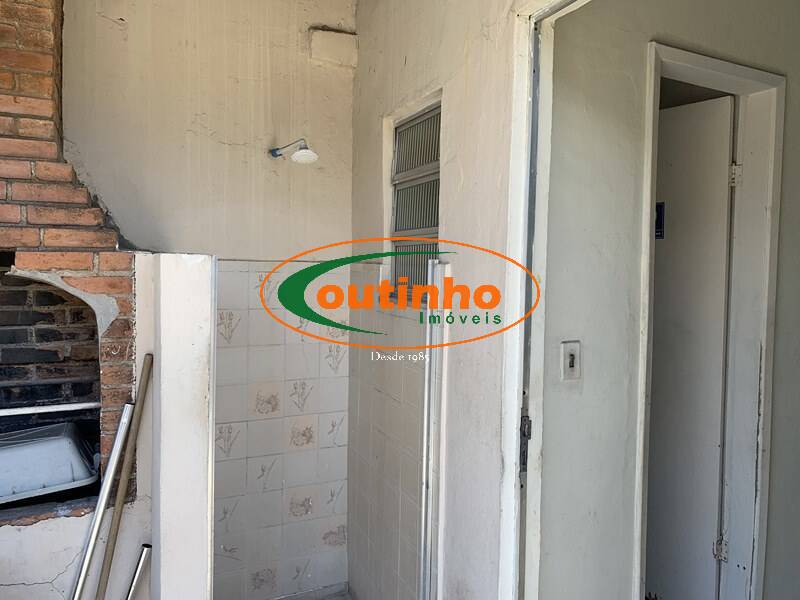 Apartamento à venda com 2 quartos, 57m² - Foto 25