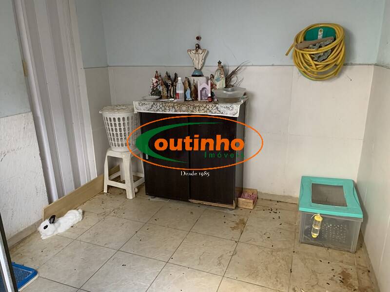 Casa à venda com 4 quartos, 200m² - Foto 12