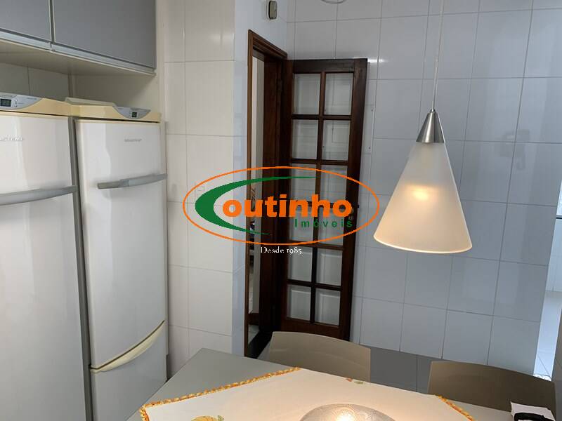 Casa à venda com 3 quartos, 210m² - Foto 29