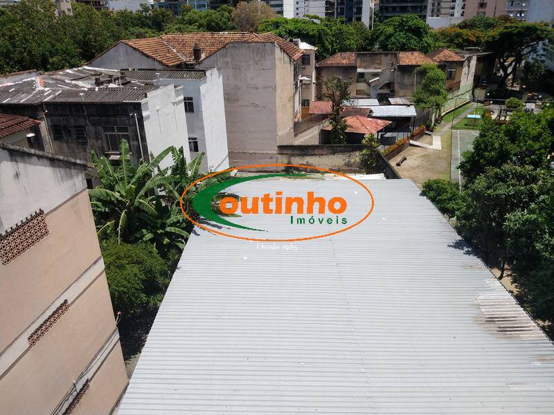 Apartamento à venda com 3 quartos, 94m² - Foto 14