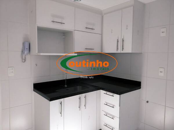 Apartamento à venda com 2 quartos, 74m² - Foto 18