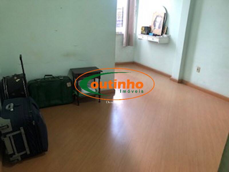 Apartamento à venda com 3 quartos, 98m² - Foto 19