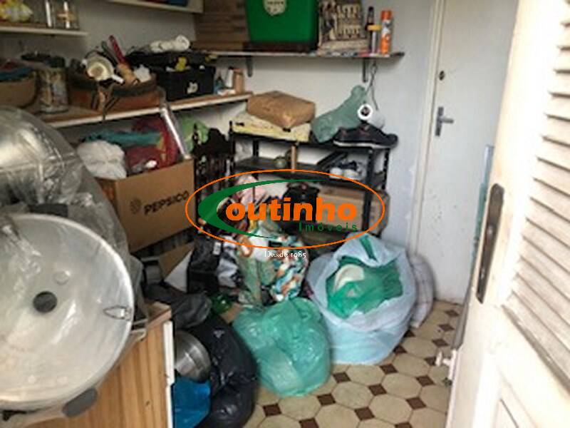 Apartamento à venda com 3 quartos, 98m² - Foto 23