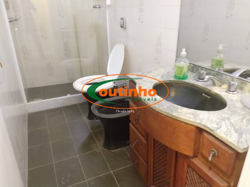 Apartamento à venda com 2 quartos, 80m² - Foto 17