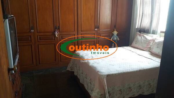 Apartamento à venda com 4 quartos, 156m² - Foto 12