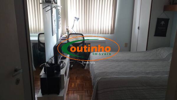 Apartamento à venda com 4 quartos, 156m² - Foto 17