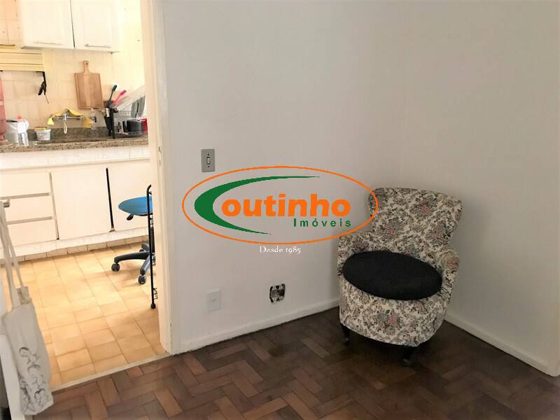 Apartamento à venda com 2 quartos, 95m² - Foto 5