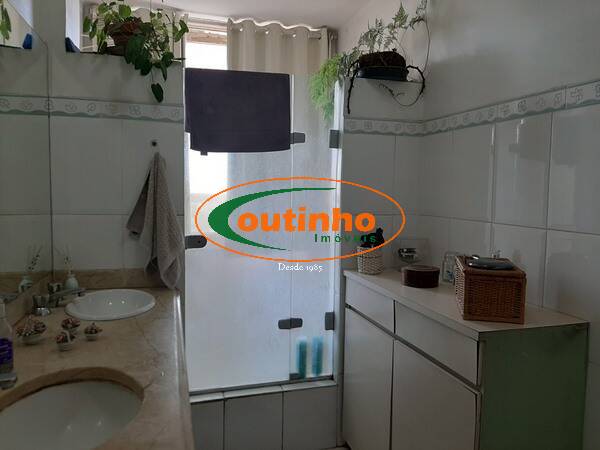 Apartamento à venda com 2 quartos, 80m² - Foto 24