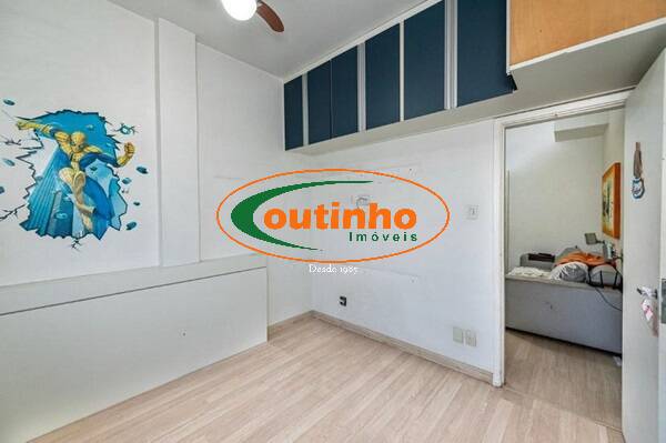 Apartamento à venda com 2 quartos, 61m² - Foto 8