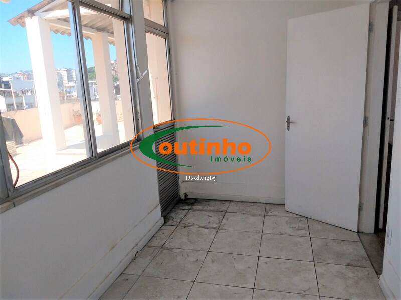 Cobertura à venda com 3 quartos, 200m² - Foto 49