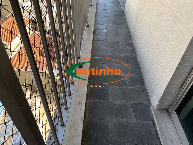 Apartamento à venda com 2 quartos, 85m² - Foto 6