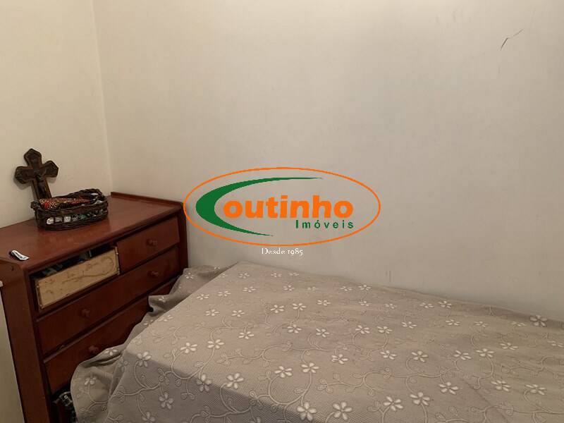 Apartamento à venda com 2 quartos, 85m² - Foto 29