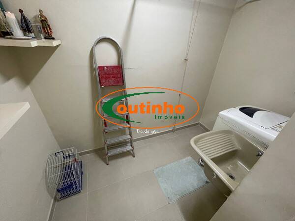 Apartamento à venda com 2 quartos, 65m² - Foto 13