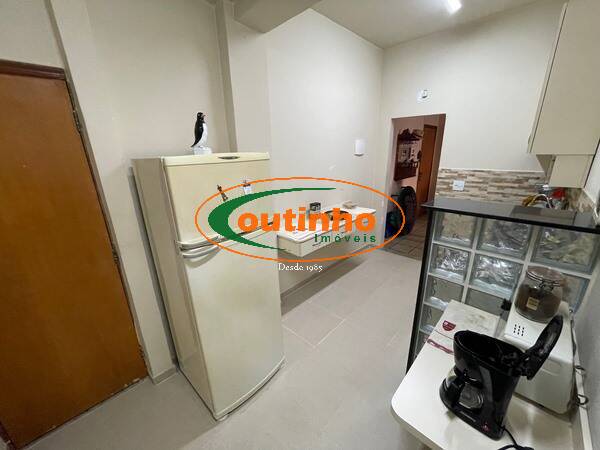 Apartamento à venda com 2 quartos, 65m² - Foto 16