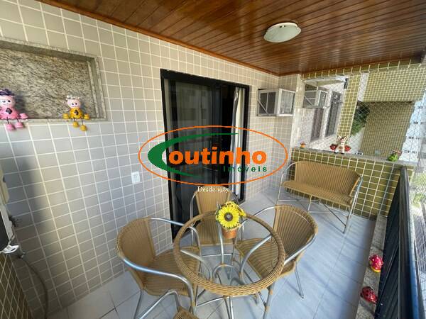 Apartamento à venda com 4 quartos, 105m² - Foto 3