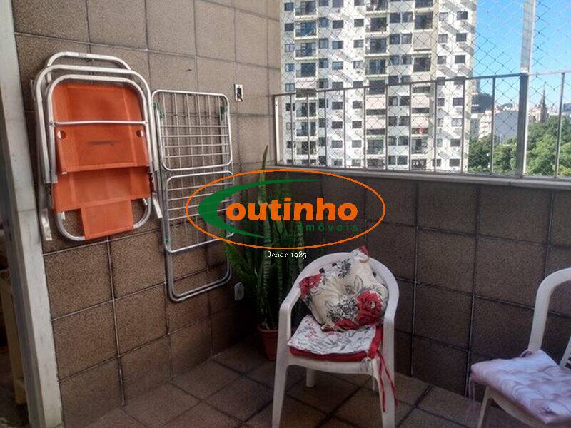 Cobertura à venda com 2 quartos, 66m² - Foto 6