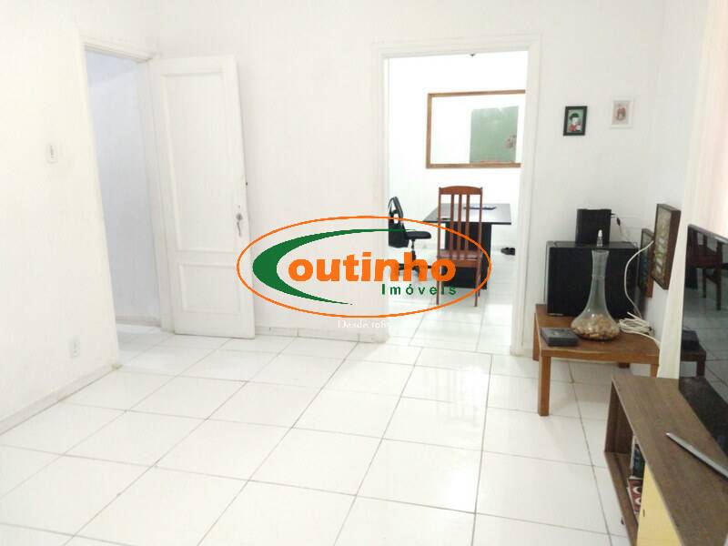 Apartamento à venda com 3 quartos, 110m² - Foto 5