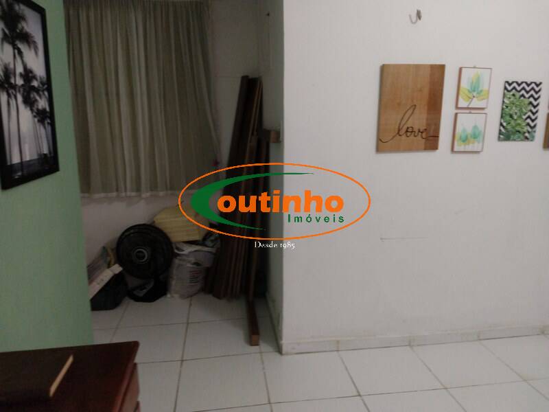 Apartamento à venda com 3 quartos, 110m² - Foto 6