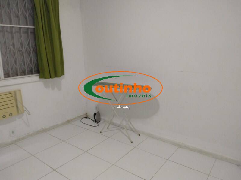 Apartamento à venda com 3 quartos, 110m² - Foto 14