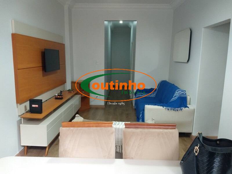 Apartamento à venda com 3 quartos, 84m² - Foto 1