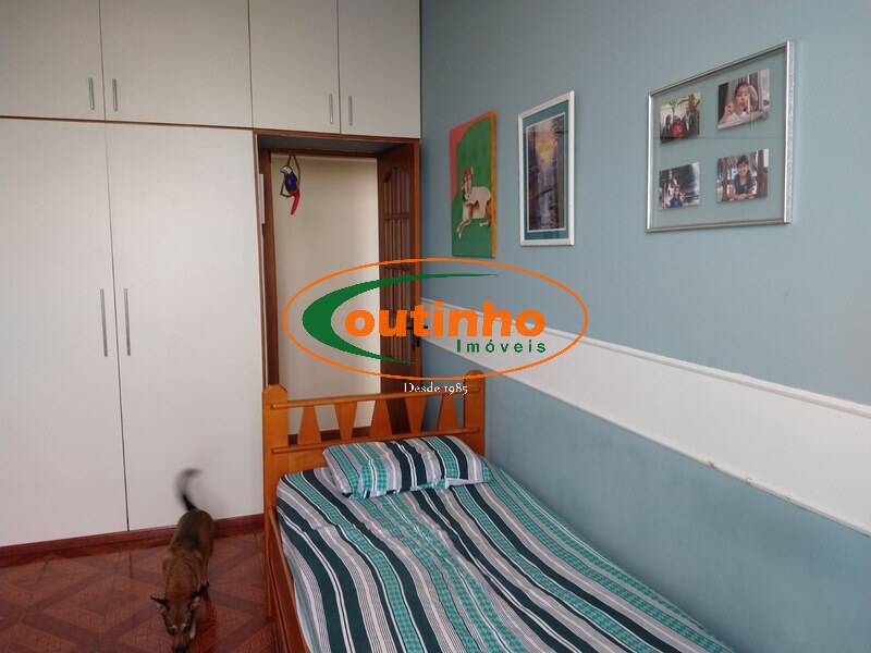 Apartamento à venda com 4 quartos, 185m² - Foto 17