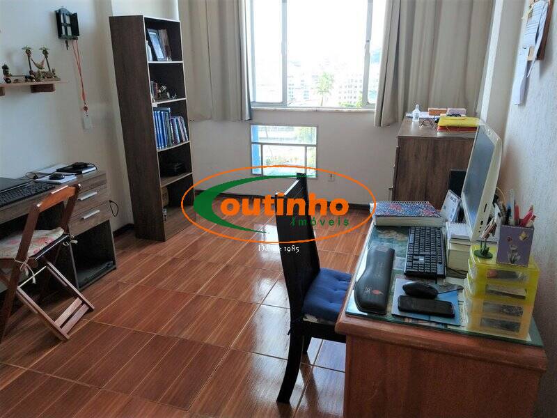 Apartamento à venda com 4 quartos, 185m² - Foto 11