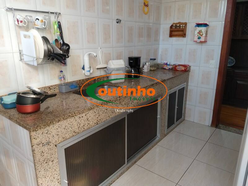 Apartamento à venda com 4 quartos, 185m² - Foto 35