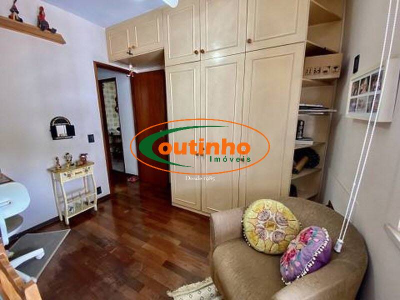 Apartamento à venda com 4 quartos, 135m² - Foto 15