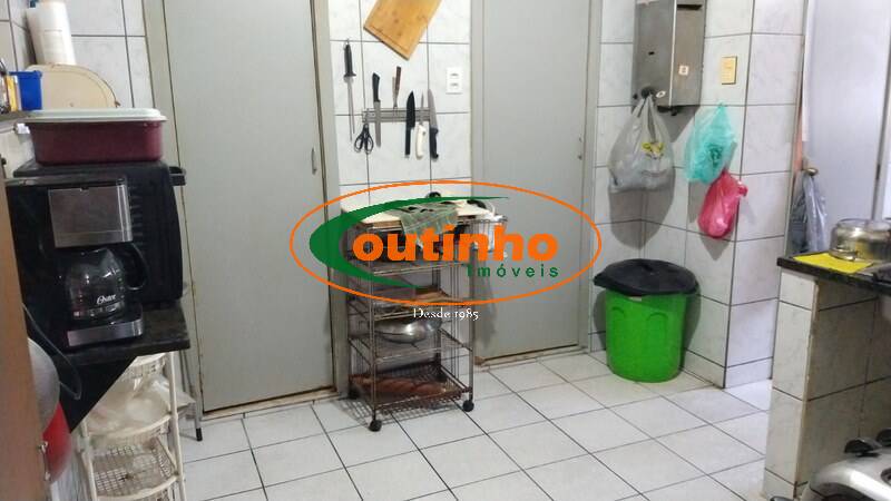 Apartamento à venda com 3 quartos, 213m² - Foto 32