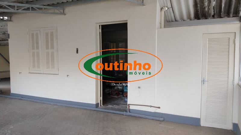 Apartamento à venda com 3 quartos, 213m² - Foto 52