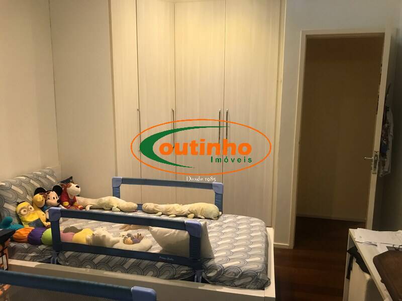 Apartamento à venda com 4 quartos, 160m² - Foto 14