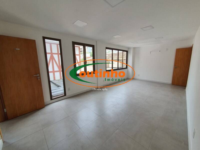 Apartamento à venda com 3 quartos, 92m² - Foto 2